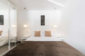 1 bedroom, iron/ironing board, Internet, bed sheets - Suites Garden Apartamento 33 (Las Palmas)