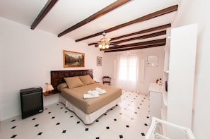 3 chambres, Wi-Fi gratuit, draps fournis
