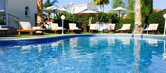 Villa Oasis by Ezoria Villas