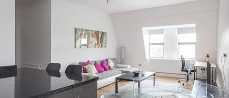 Apartment | Living area