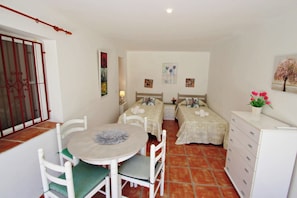 Dining - Pedro - two story holiday home villa in El Portet (Teulada)