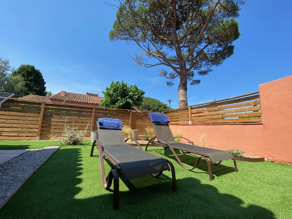 Terrace/patio - Gregal 4748 - A/C, pool and near the beach (Torroella de Montgri)