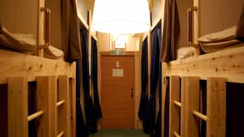 Free WiFi, bed sheets