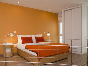 Iron/ironing board, Internet, bed sheets - Porto Náutico & Spa 8 | Loft Studio (Porto)