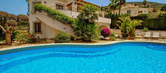 Nessa - well furnished villa with panoramic views in Benitachell
