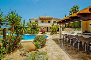 Pool - Nessa - well furnished villa with panoramic views in Benitachell (Benitachell)