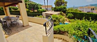 Nessa - Villa godt utstyrt med panoramautsikt i Benitachell