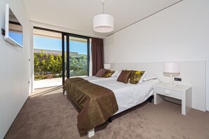 2 Schlafzimmer, Schreibtisch, Bügeleisen/Bügelbrett, kostenloses WLAN