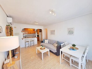 TV - VM 5 - Penthouse with sea views near the beach (Vera playa)