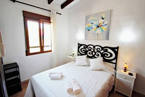 3 chambres, Wi-Fi, draps fournis