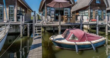 Auf der Terrasse relaxen, in der Sauna zur Ruhe kommen oder gemütlich am Gasherd sitzen: diese Wasse