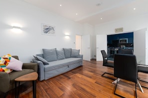 TV - Central London Flat (FS1) (London)