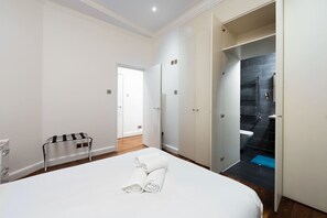 2 chambres, lit parapluie, Wi-Fi, draps fournis