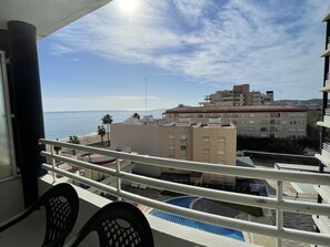 Property grounds - Apartments with swimming pool at the beachfront. Ref. Picasso-46 (Pe����iscola)