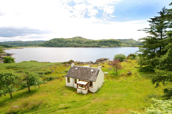 Exterior - The ultimate secluded Holiday Cottage (Oban)