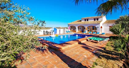 Finca Pepa - beautiful little house in pretty grounds with lovely views in Benissa