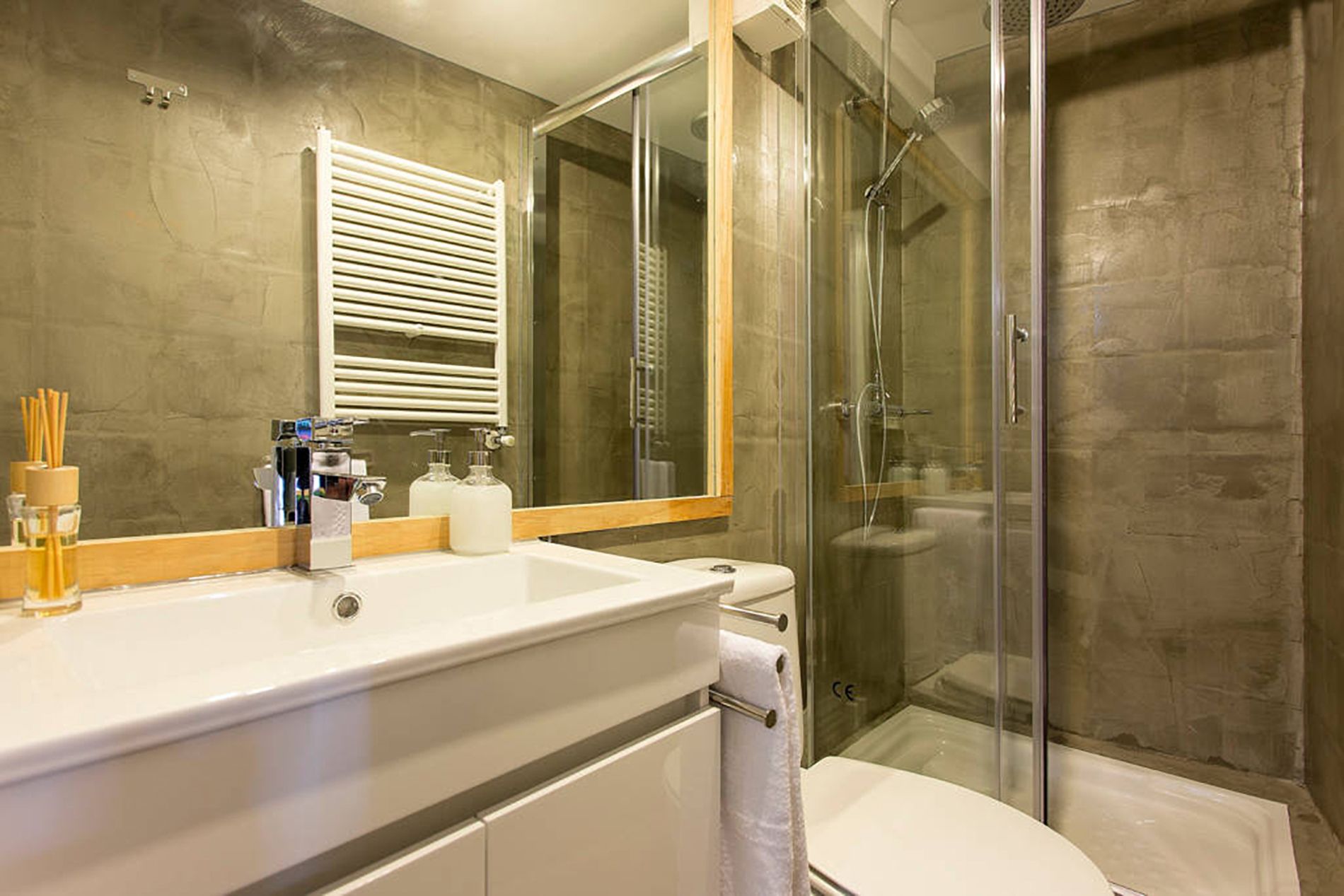 Apartment, 1 Bedroom, City View | Bathroom