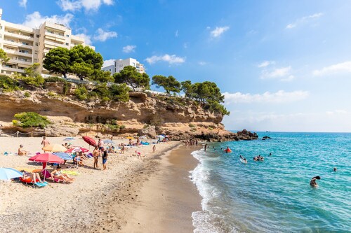 SULA villa con piscina privada cerca del mar