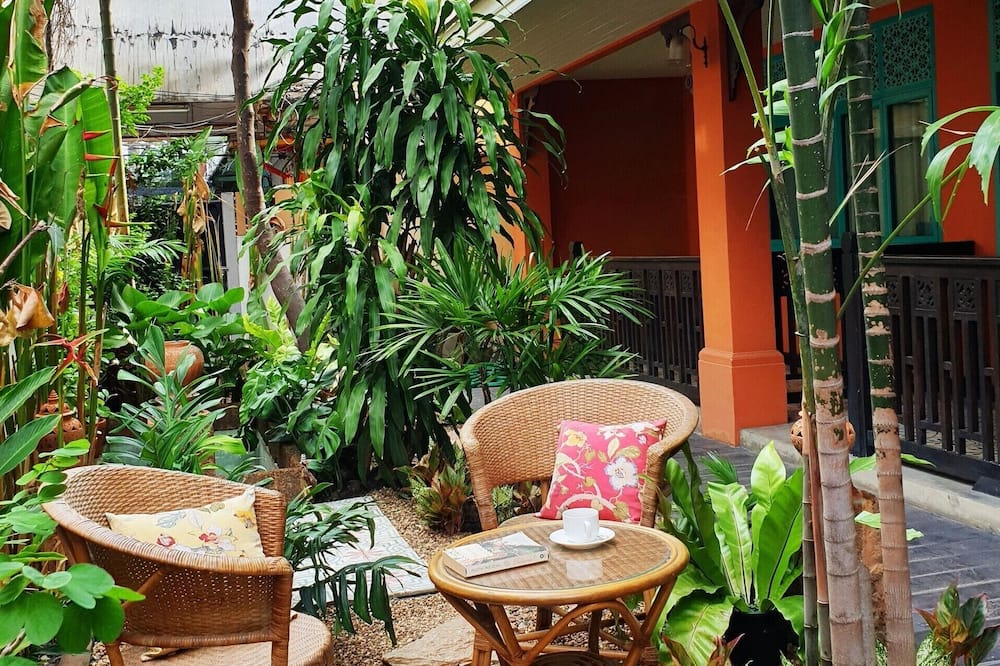 Focal Local Bed and Breakfast
