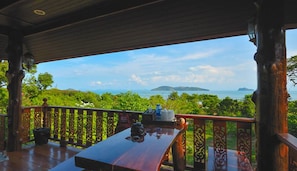 Bungalow with Sea View | Terraza o patio