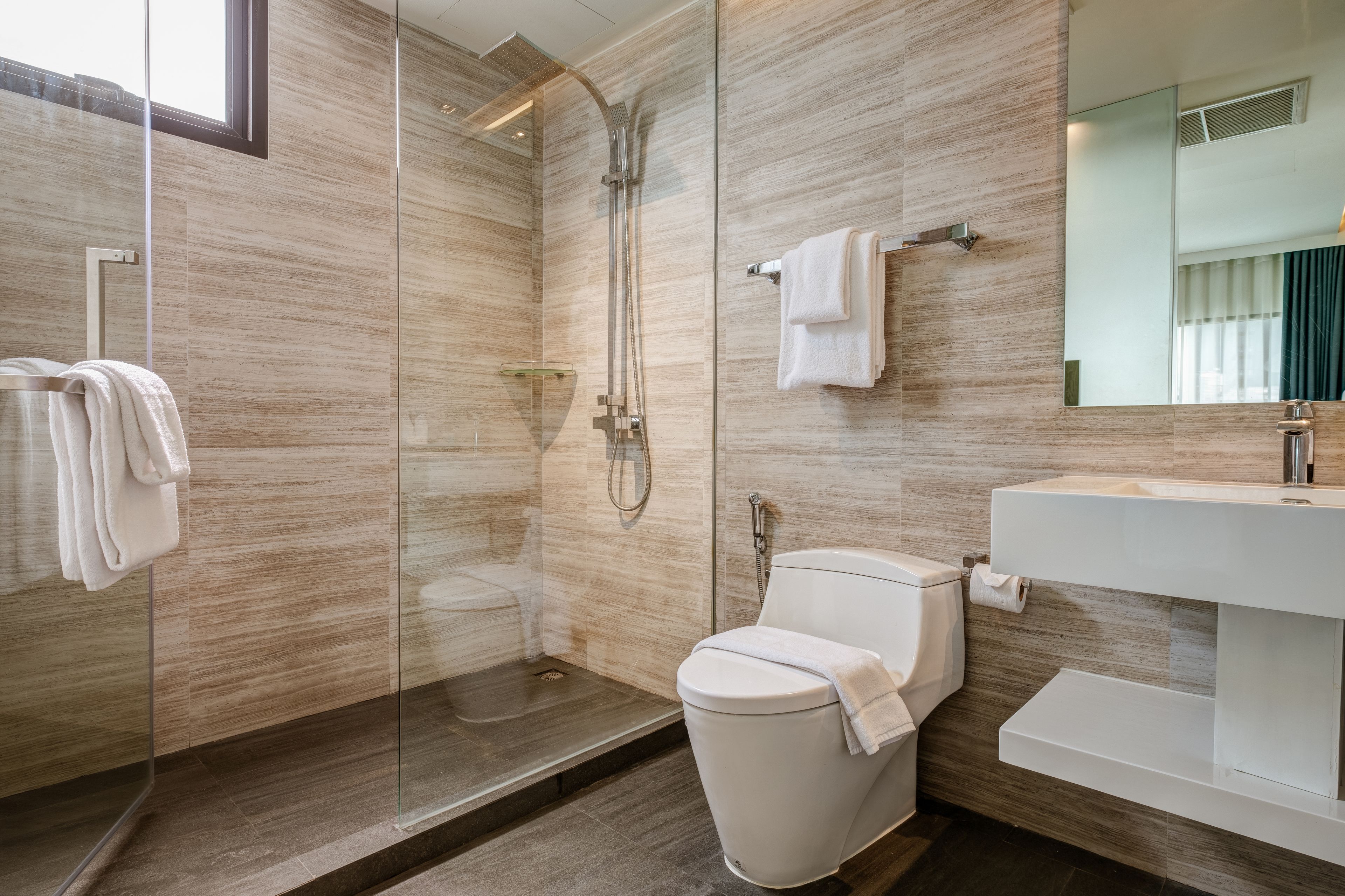 superior queen room | bathroom | shower, free toiletries, hair dryer, slippers