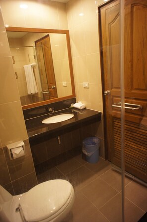 Free WiFi - D Apartment 2 (Pattaya)