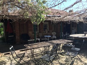 Traditional Room, 1 Queen Bed | Terrace/patio