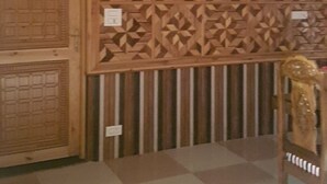 حمام سباحة داخلي