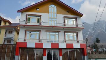 Majoituspaikan julkisivu