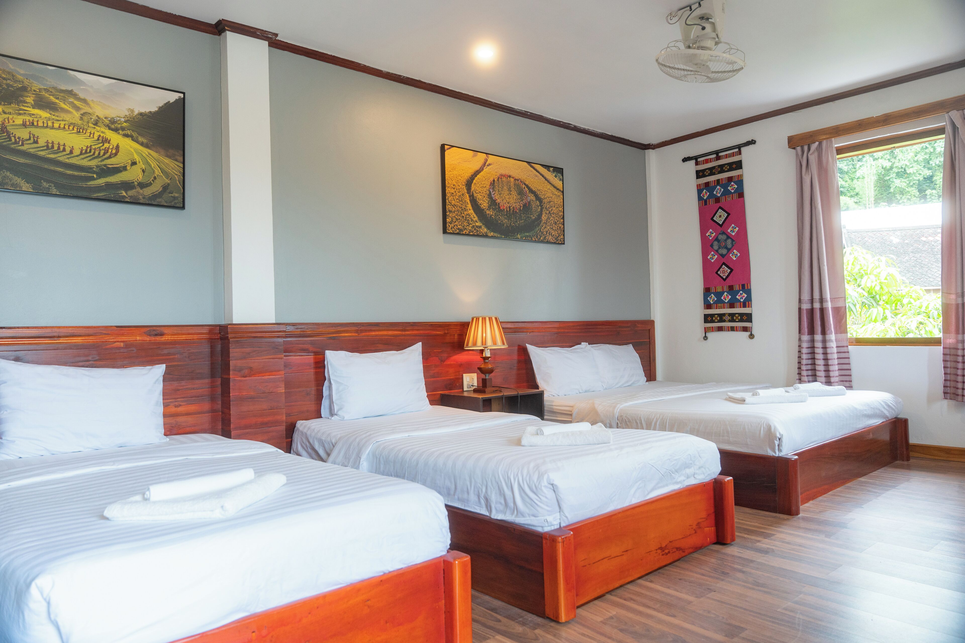 Family Room | In-room safe, free WiFi