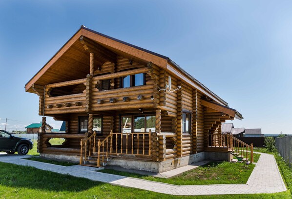 Bagian depan properti