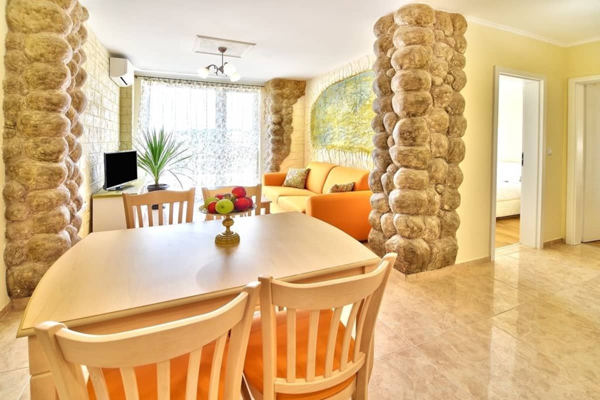 Departamento estándar, 1 habitación, vista al mar | Ropa de cama de alta calidad y caja de seguridad en la habitación