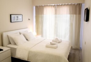 Standard Double Room, 1 Double Bed | Premium bedding, desk, free WiFi - Nemrut Bay Otel (Foça)