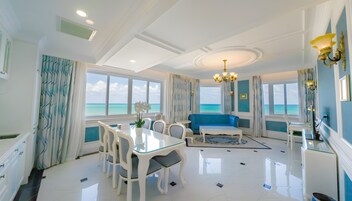 Family Suite Ocean View - 2 Bedrooms | Living area | 41-inch LCD TV with cable channels, TV