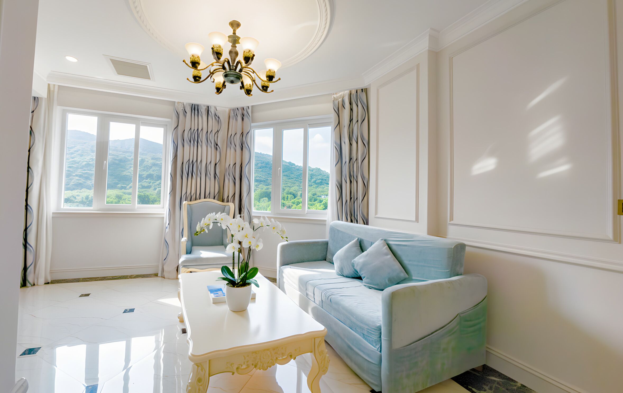 Suite, Garden View | Living area | 41-inch LCD TV with cable channels, TV