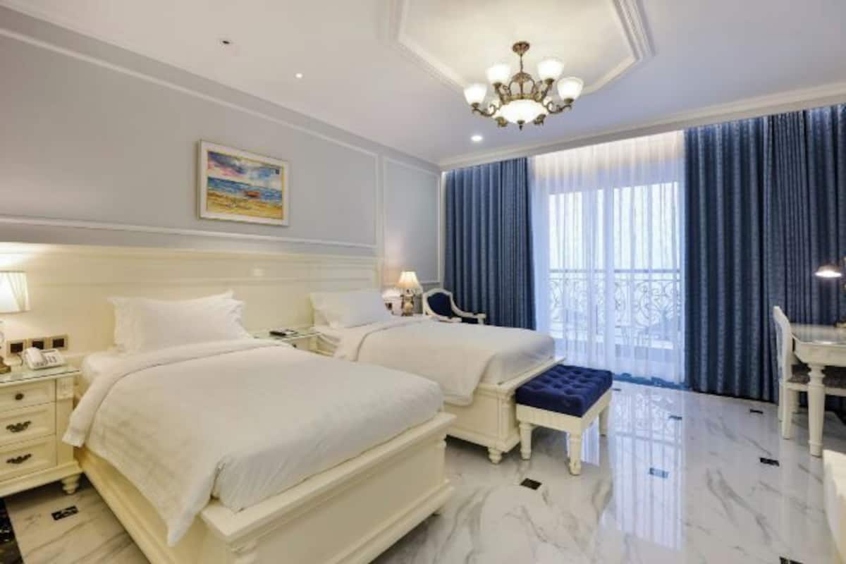 1 bedroom, minibar, in-room safe, desk