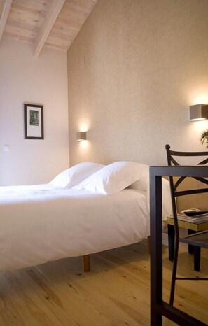 Premium bedding, minibar, desk, blackout drapes - La Baranda (Chulilla)