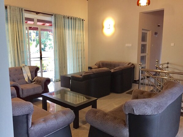 Sala de estar en el lobby