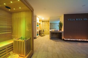 Sauna seca, banheira de hidromassagem