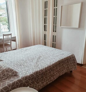 Iron/ironing board, free WiFi, bed sheets - Hospedaria Pôr do Sol (Funchal)