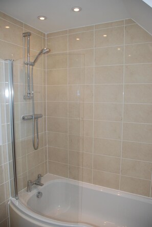 Apartment, Private Bathroom | Bathroom - Coach House (Southampton)