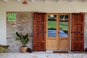 Entrada al alojamiento