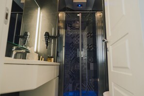 Classic-Doppelzimmer | Badezimmer