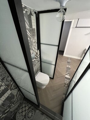 Chambre Double Économique | Literie de qualité supérieure, couette en duvet d'oie, minibar