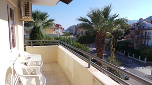 Standardzimmer, 1 Schlafzimmer | Terrasse/Patio
