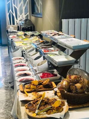 Desayuno buffet incluido todos los días 