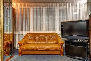 Asrama Umum, asrama campuran, pemandangan kota | Meja kerja, kedap suara, setrika/meja setrika, dan Wi-Fi gratis