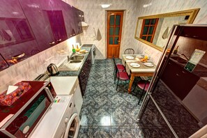 Dining - Dikat Hostel (Kyiv)