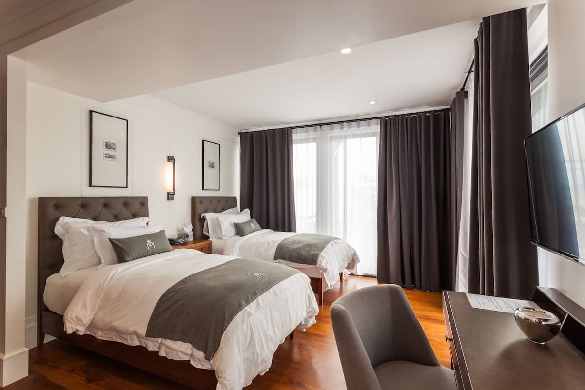 Marine Presidential Suite  | มินิบาร์, ตู้นิรภัยในห้องพัก, โต๊ะทำงาน, Wi-Fi ฟรี