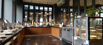Marine Beach Hotel Pattaya